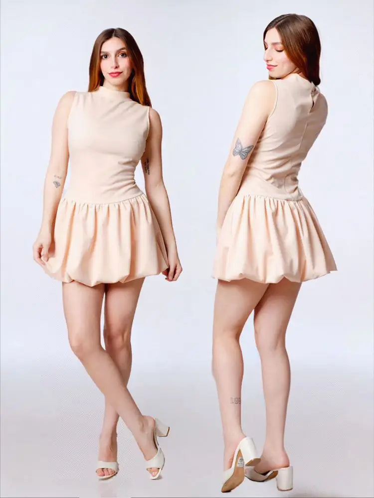 Vestido globo cuello alto sin mangas, ajustado corto formal casual