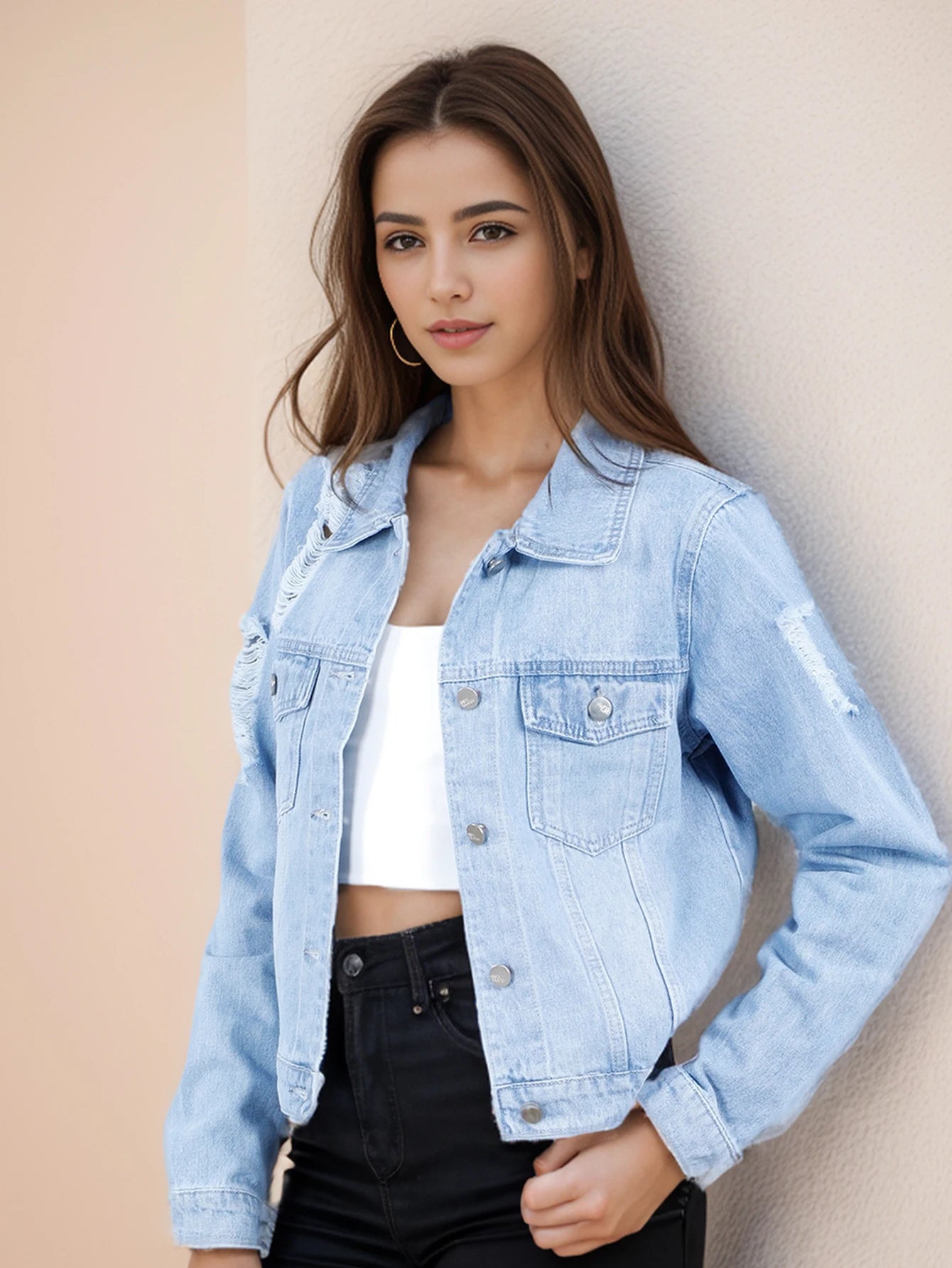 Chamarra Azul para Mujer, Estilo Denim con Botones de Metal y Diseño Desgastado NZ277