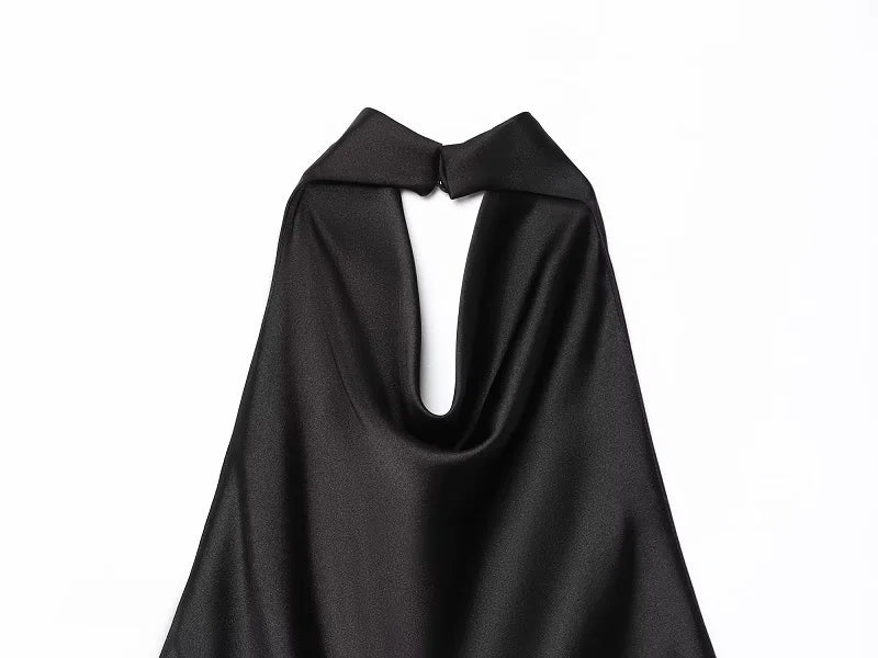 Top con Cuello Halter de Satén con Espalda Descubierta