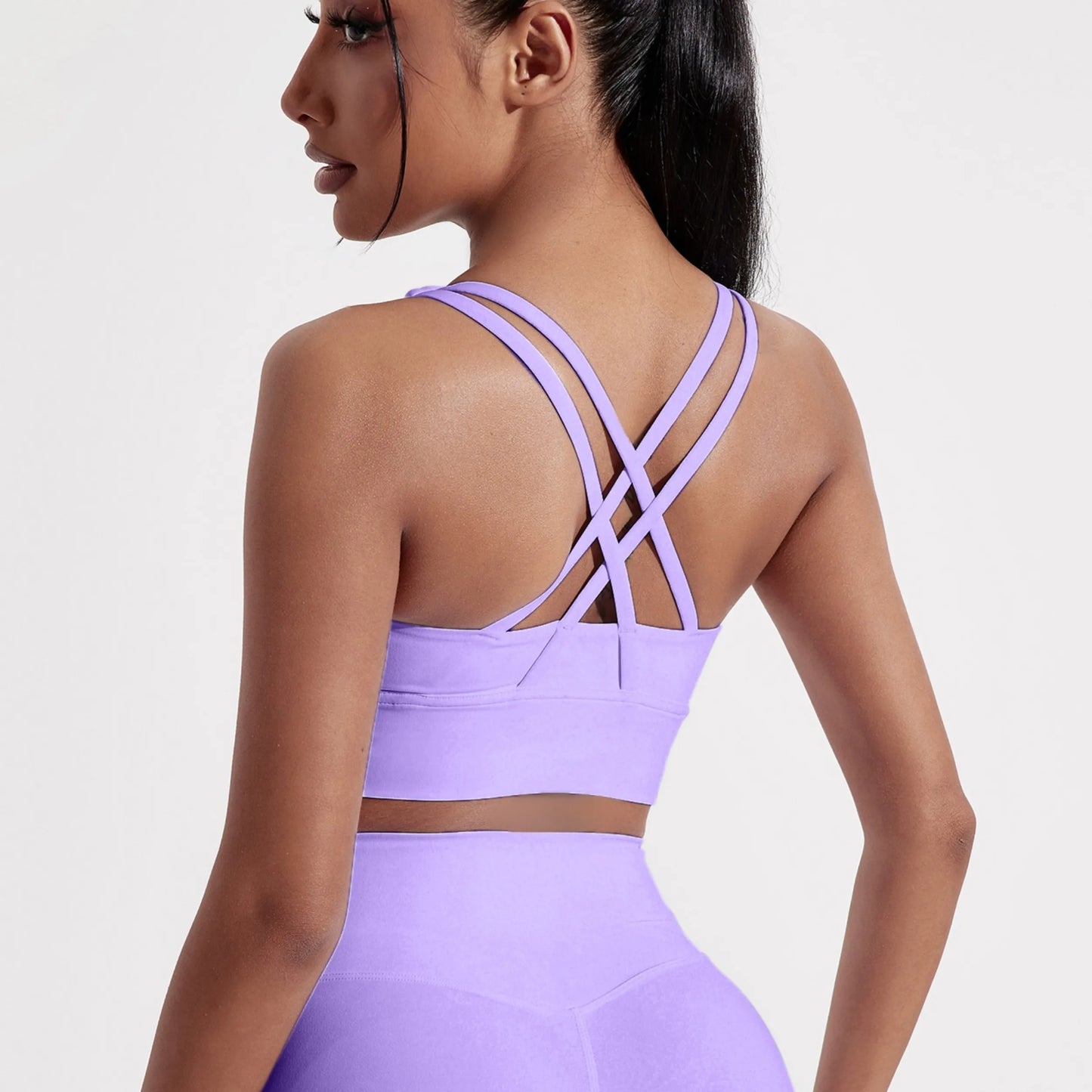 Sujetador deportivo de Color sólido con espalda cruzada para mujer, Top ajustado de alta resistencia, ropa interior de entrenamiento integral para gimnasio y Yoga con almohadilla para el pecho