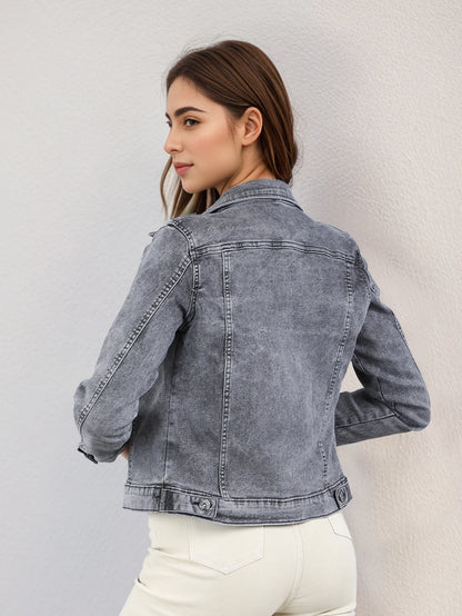Chamarra Denim con Corte Clásico y Bolsillos Frontal, Detalles en Costuras Reforzadas NZ211