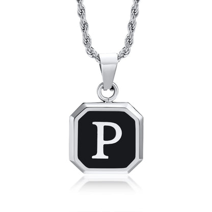 Collar con Inicial en Placa Cuadrada - P