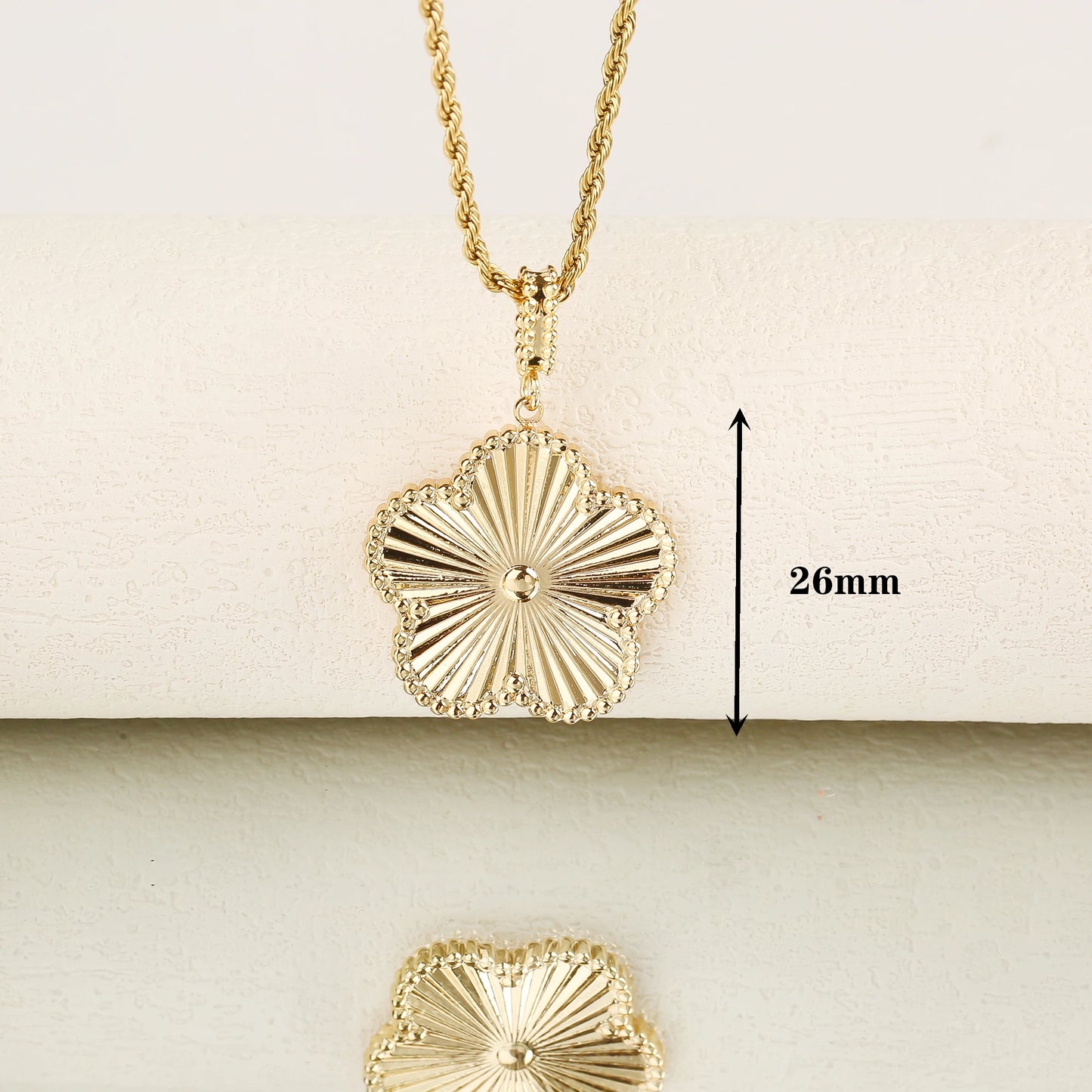 Collar Con Colgante De Trébol