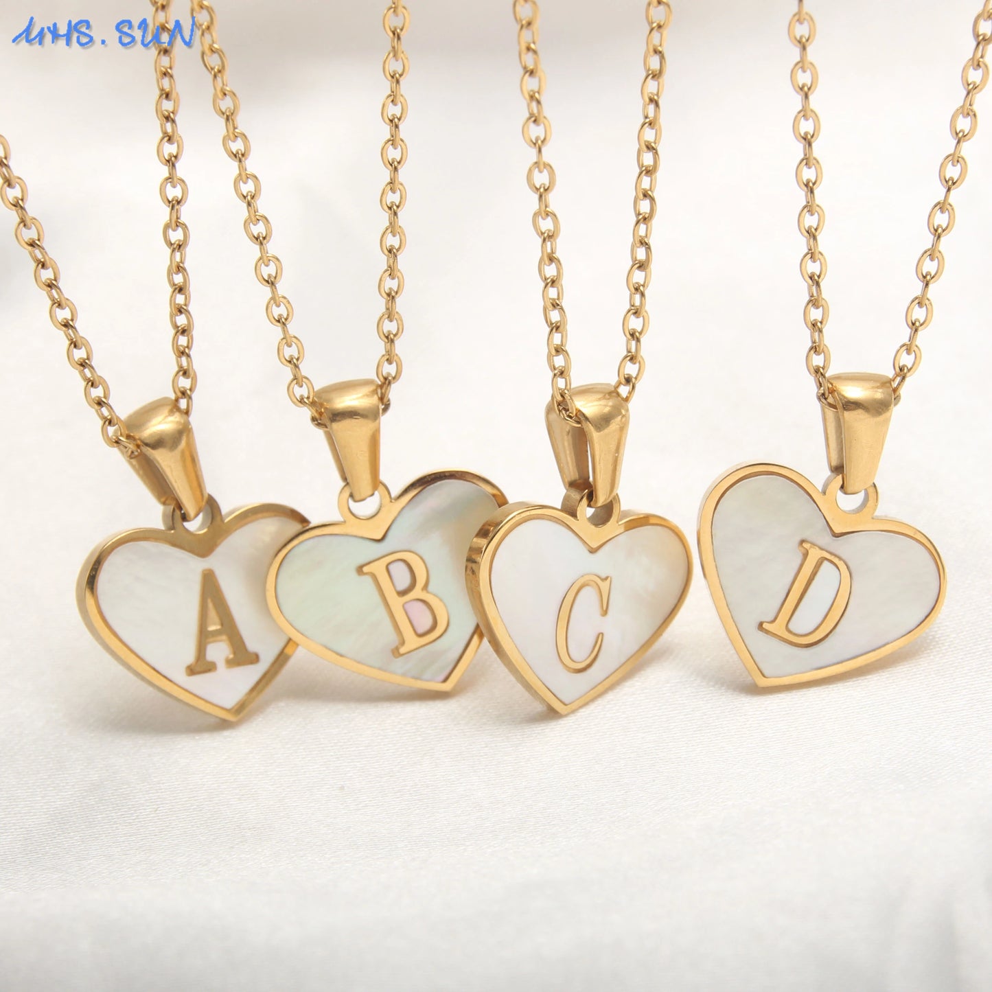 Collar Con Inicial De Corazón