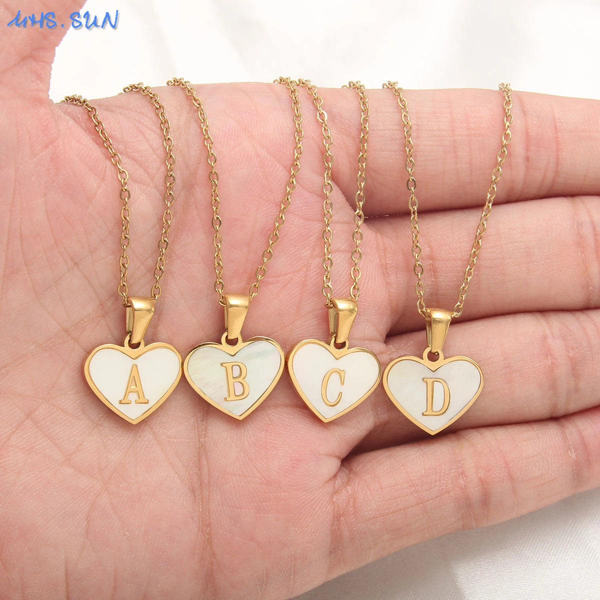 Collar Con Inicial De Corazón