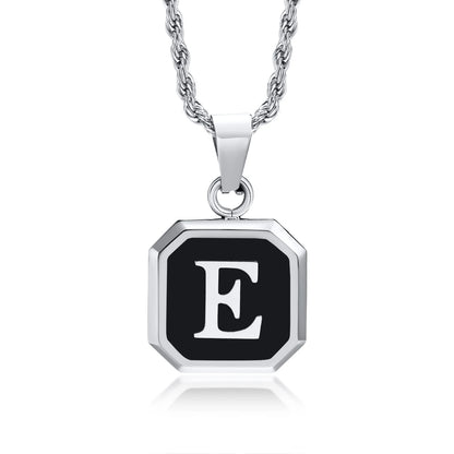 Collar Cuadrado Con Iniciales