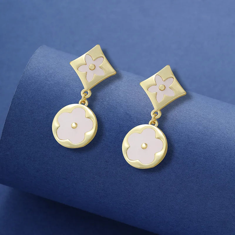 Pendientes Colgantes De Flor