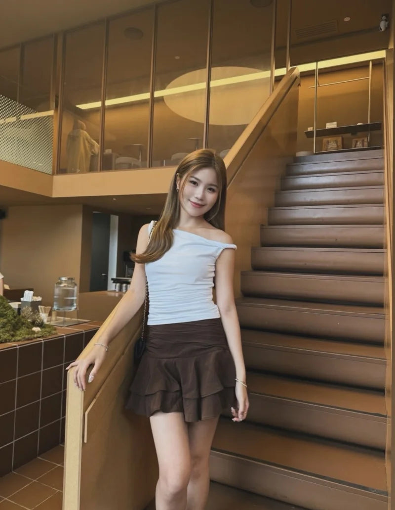 Falda Corta de Cintura Media