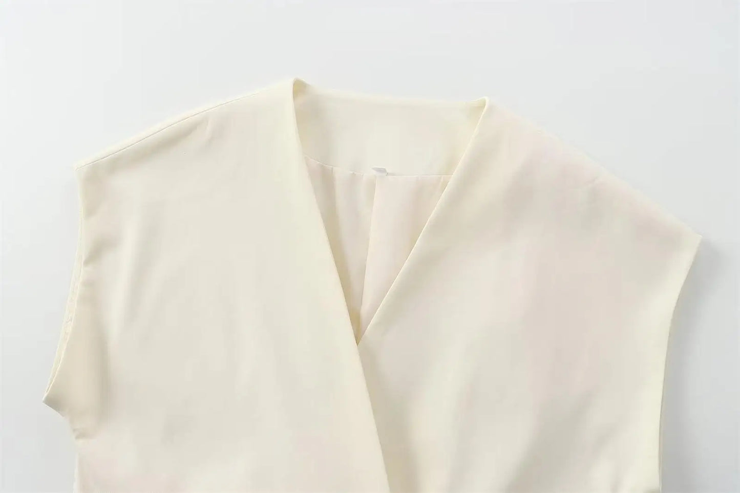 Conjunto de Pantalón y Top sin Mangas con Cuello en V