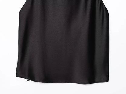 Top con Cuello Halter de Satén con Espalda Descubierta