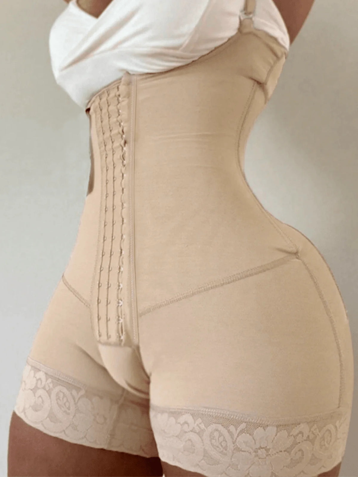 Faja colombiana short con tirantes y 3 hileras de broches - Beige / XS