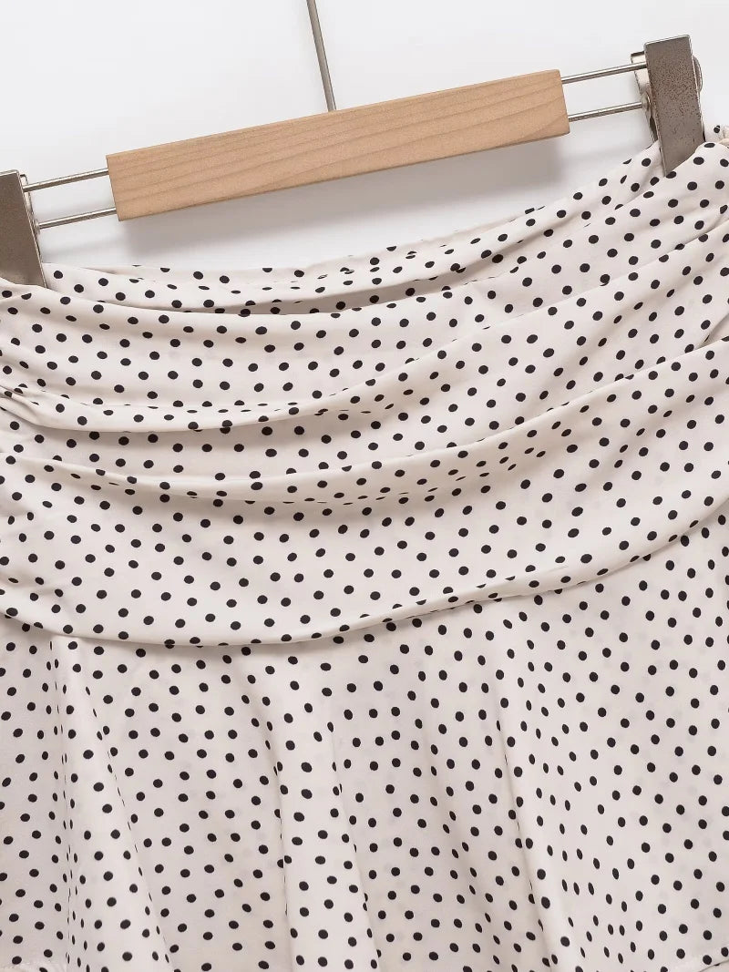 Falda Corta de Cintura Media