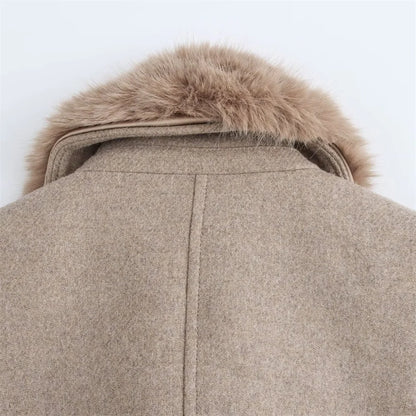 Abrigo Con Cuello De Peluche