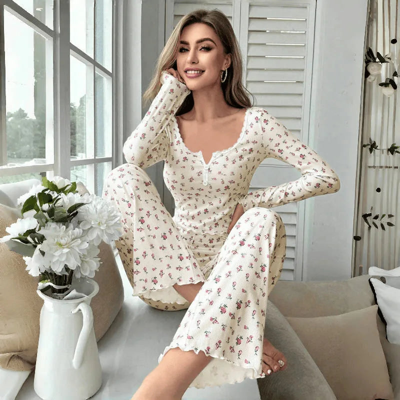 Conjunto de Pijama con Estampado Floral