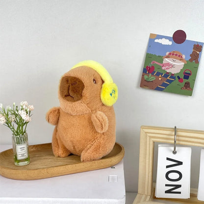 Peluche de capibara con sudadera - Audífonos amarillo