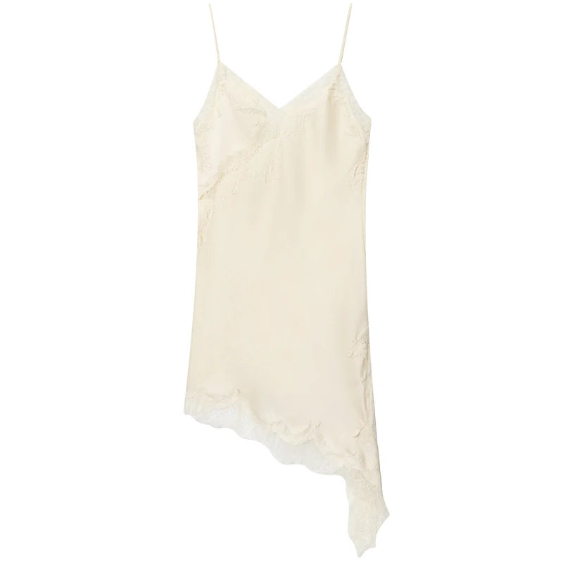 Vestido Asimétrico de Encaje