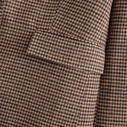 Conjunto de Abrigo y Falda plisada