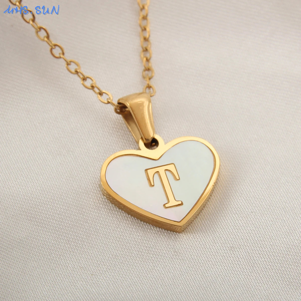 Collar Con Inicial De Corazón