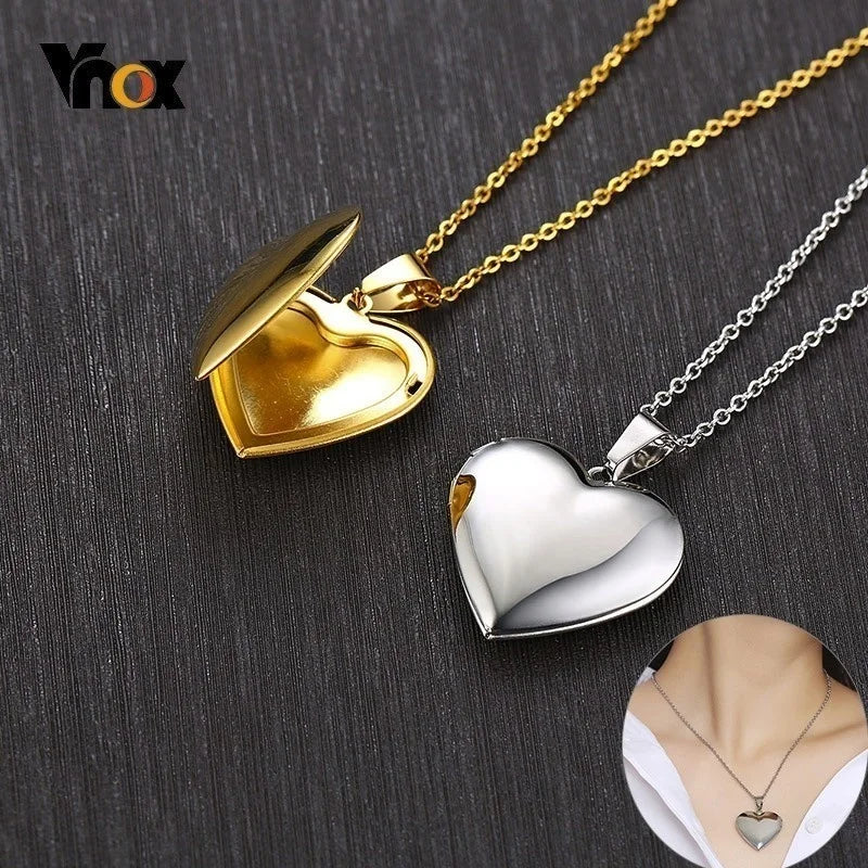 Collar con Relicario de Corazón