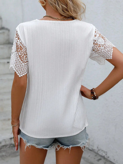 Blusa de Encaje con Cuello en V