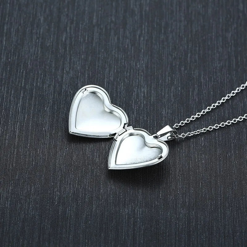 Collar con Relicario de Corazón - foto 5