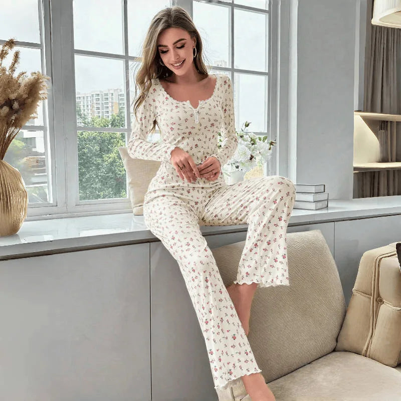 Conjunto de Pijama con Estampado Floral
