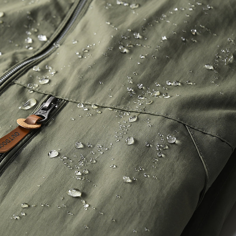 Chaqueta Impermeable Con Capucha
