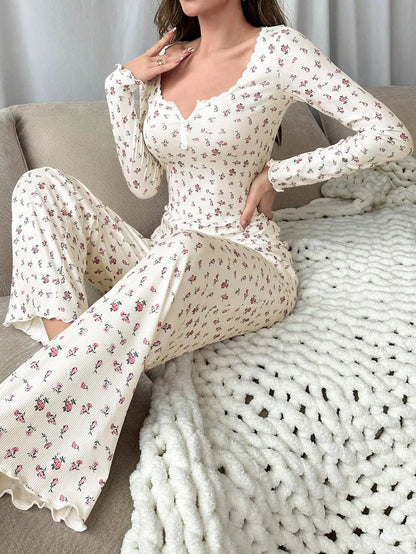Conjunto de Pijama con Estampado Floral
