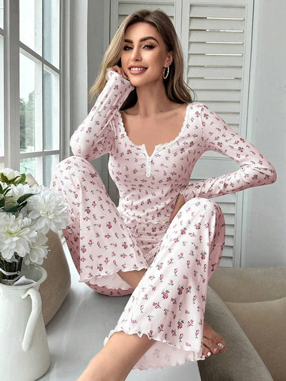 Conjunto de Pijama con Estampado Floral
