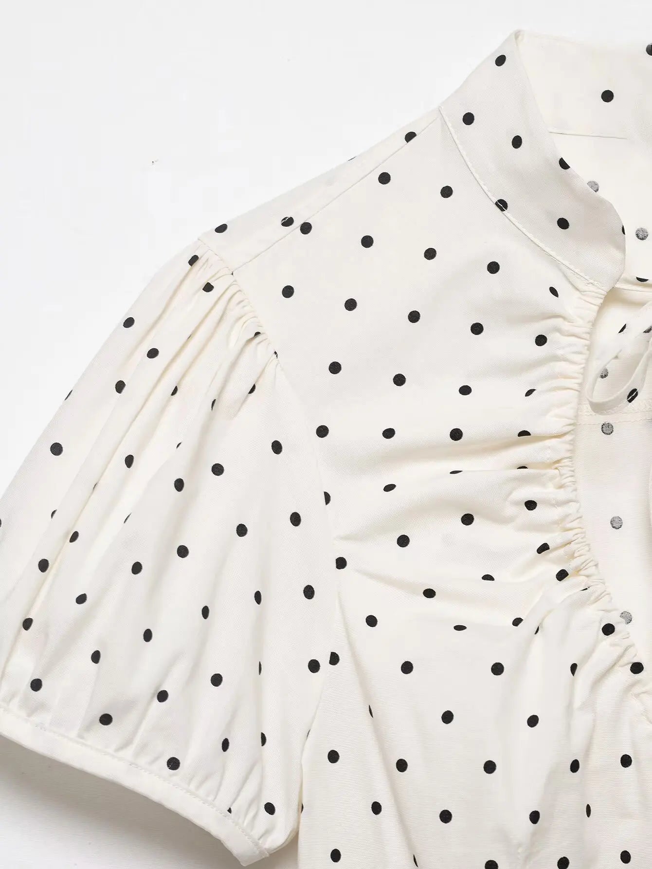 Blusa Con Estampado de Lunares